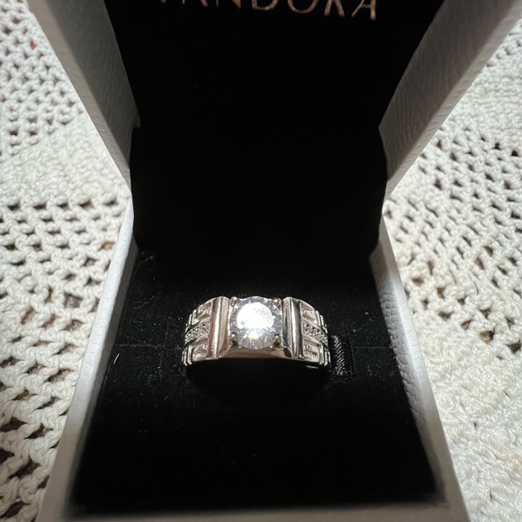 Men’s diamond ring - Picture 7 of 8